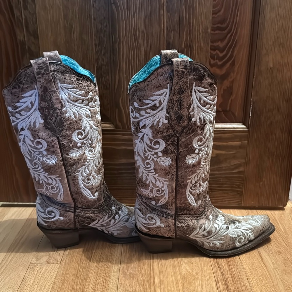 Corral Handcrafted Boots